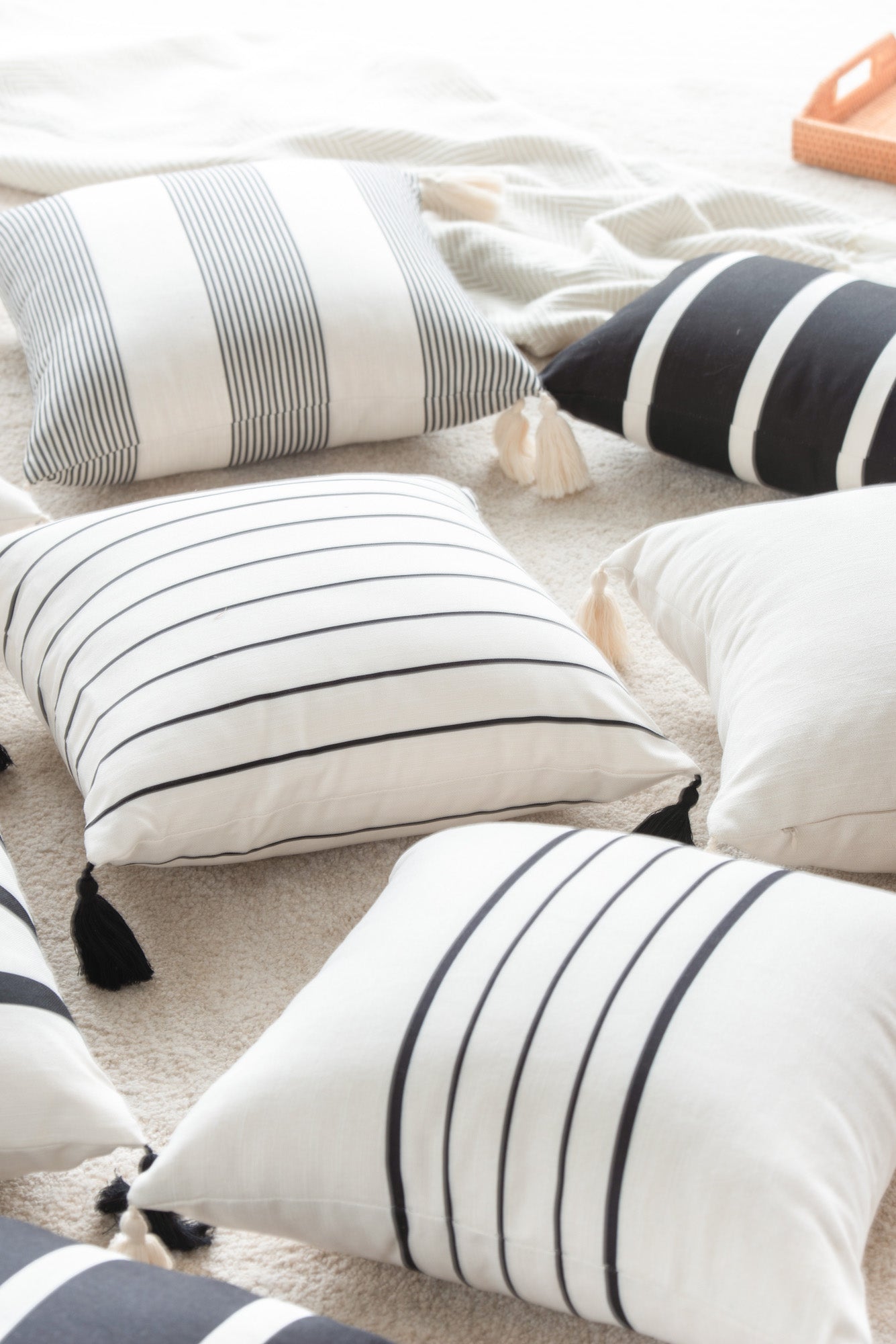 Modern Boho Outdoor Pillow Cover, Striped Tassel, Black, 18"x18"