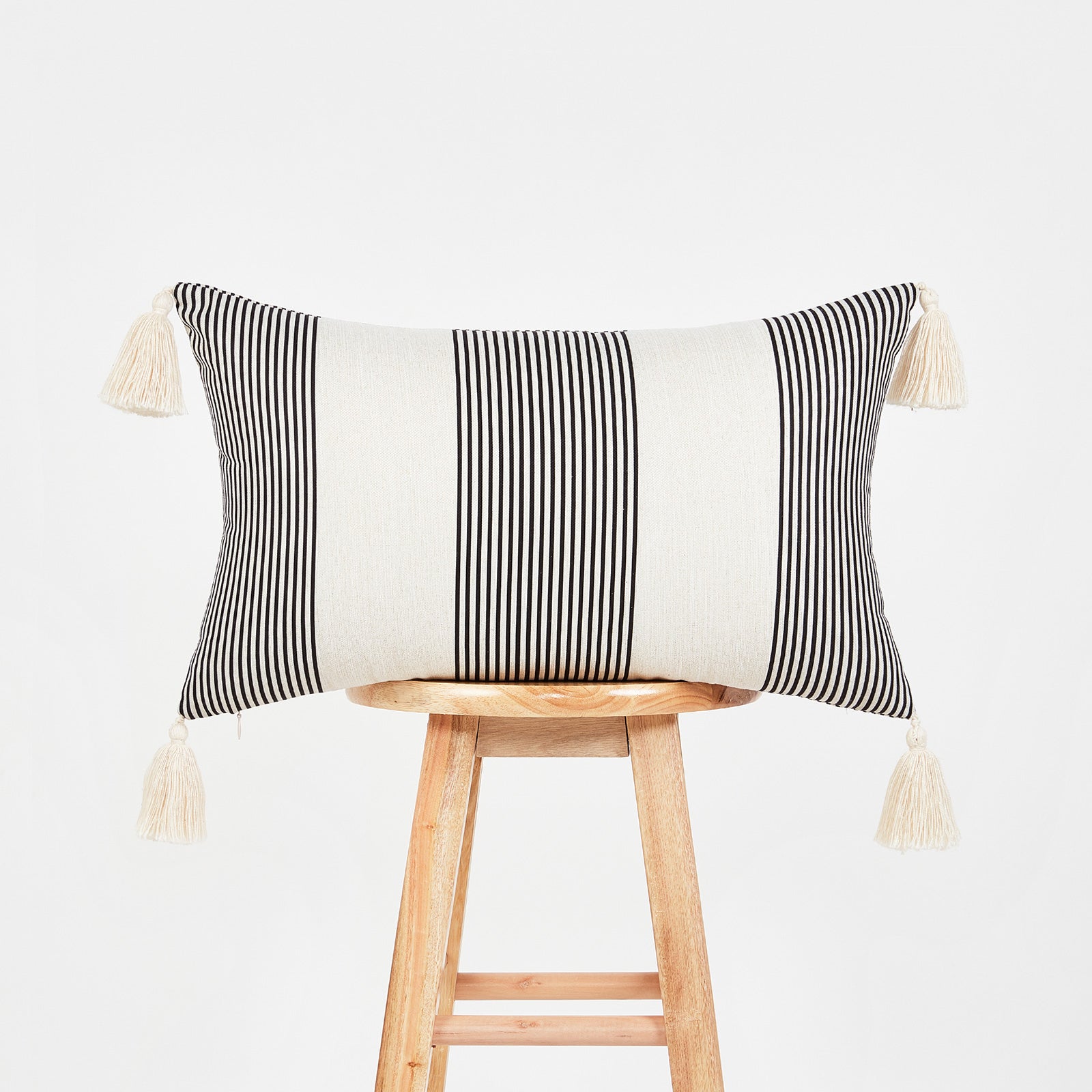 Modern Boho Outdoor Lumbar Pillow Cover, Striped Tassel, 12"x20"-1