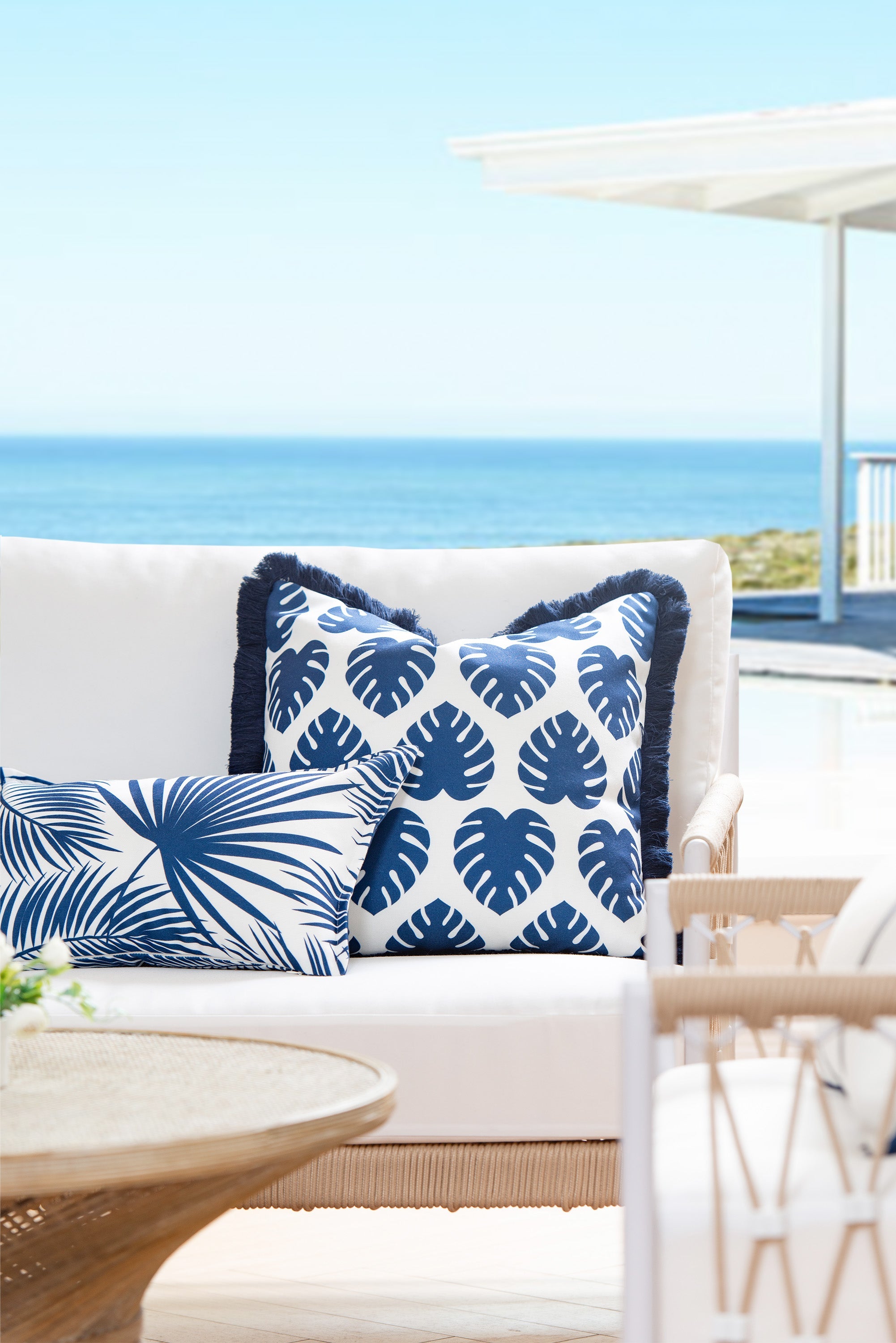 Coastal Hampton Style Indoor Outdoor Lumbar Pillow Cover, Palm Leaf, Navy Blue, 12"x20"