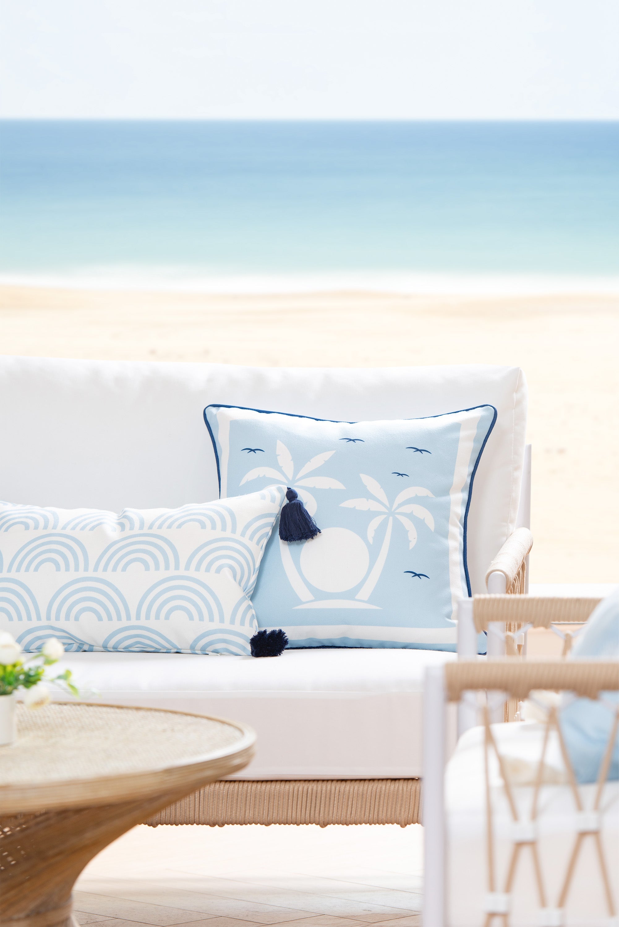 Coastal Hampton Style Indoor Outdoor Throw Pillow Cover, Palm Tree, Baby Blue Navy, 18"x18"