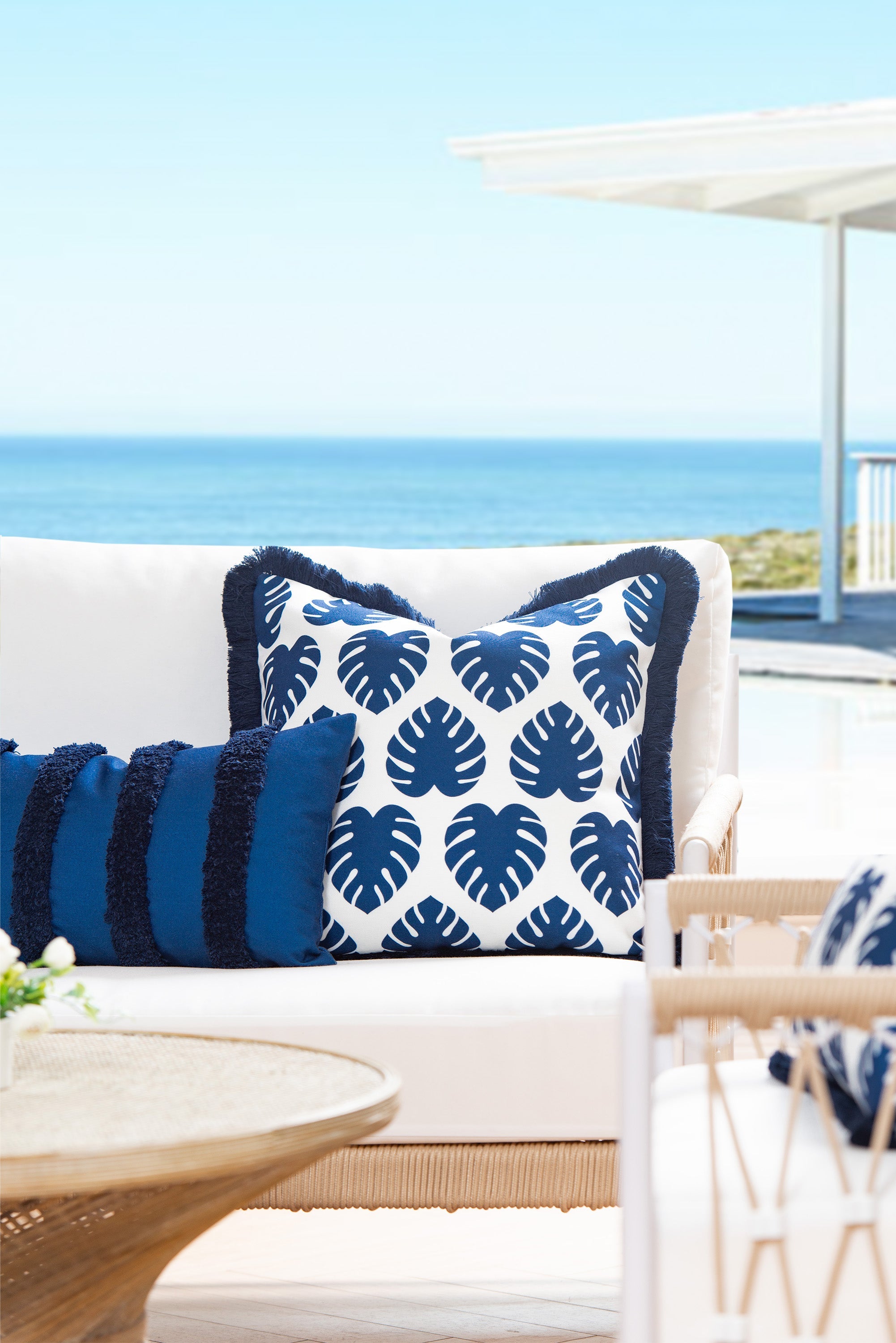 Coastal Hampton Style Indoor Outdoor Pillow Cover, Monstera Leaf Fringe, Navy Blue, 20"x20"-1